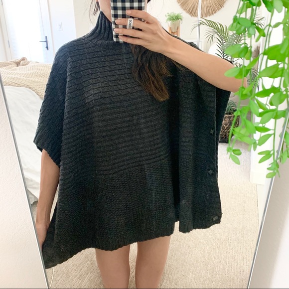 H&M Charcoal Gray Wool Blend Chunky Cable Knit Sweater Poncho Small - Picture 2 of 14